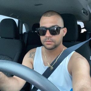 Meet your Posher, Roberto